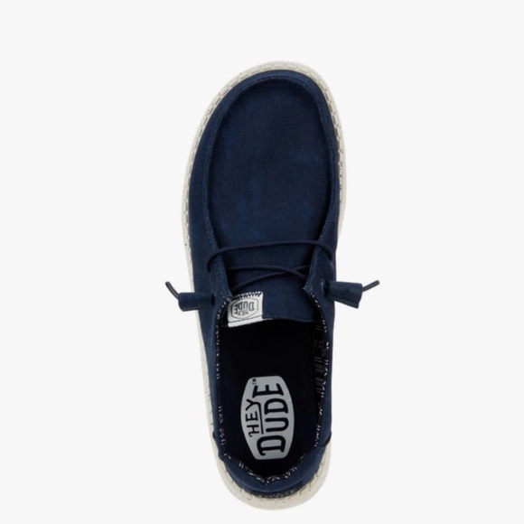 hey dude never worn shoes size 7w - Picture 2 of 3